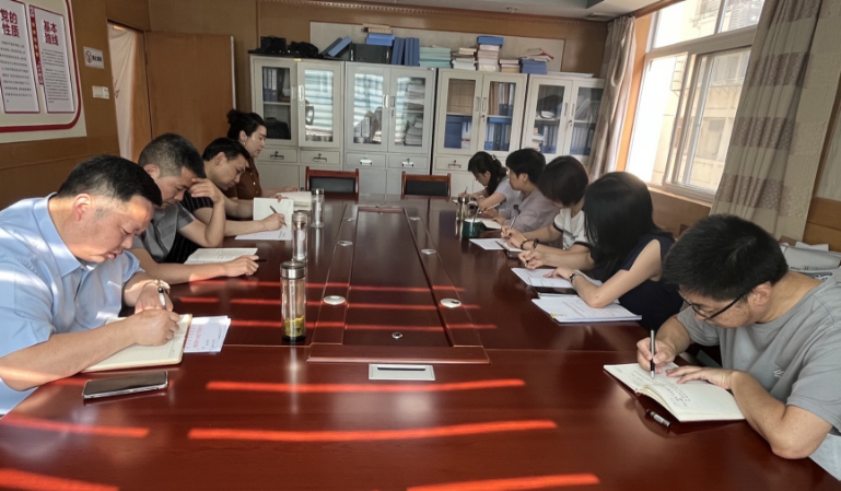 白河縣委統戰部召開深入貫徹中央八項規定精神學習教育專題會議